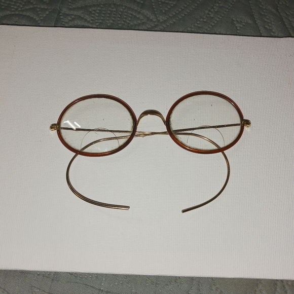 Hawkes Other - Hawkes 1/10 12K Gold Filled Eyeglasses Antique? Frames Only